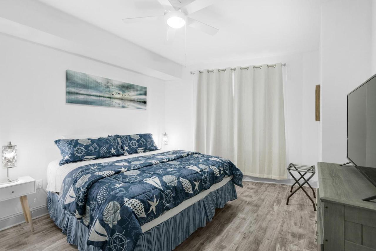 Aqua Resort 1705 Panama City Beach Bagian luar foto