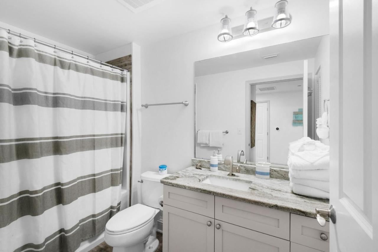 Aqua Resort 1705 Panama City Beach Bagian luar foto